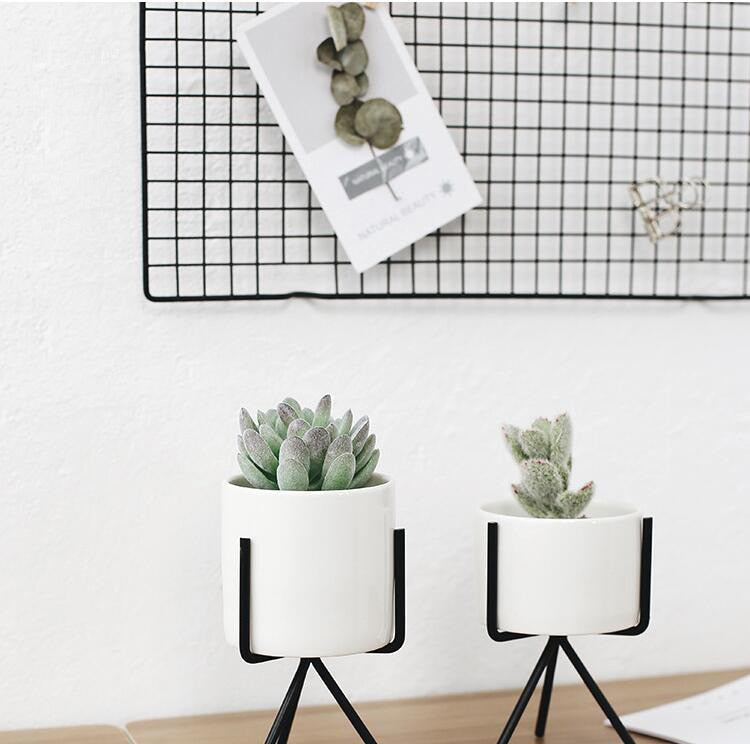 Ceramic Pot with Metal Frame