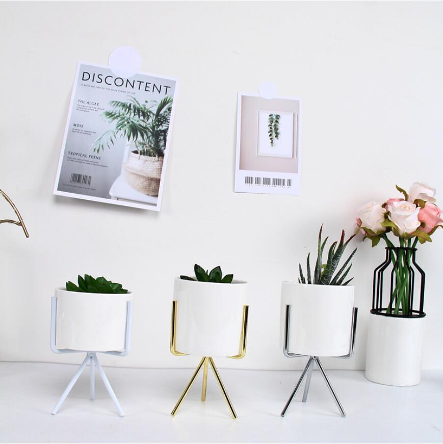 Ceramic Pot with Metal Frame