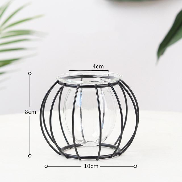 Geometric Metal Line Plant Pots