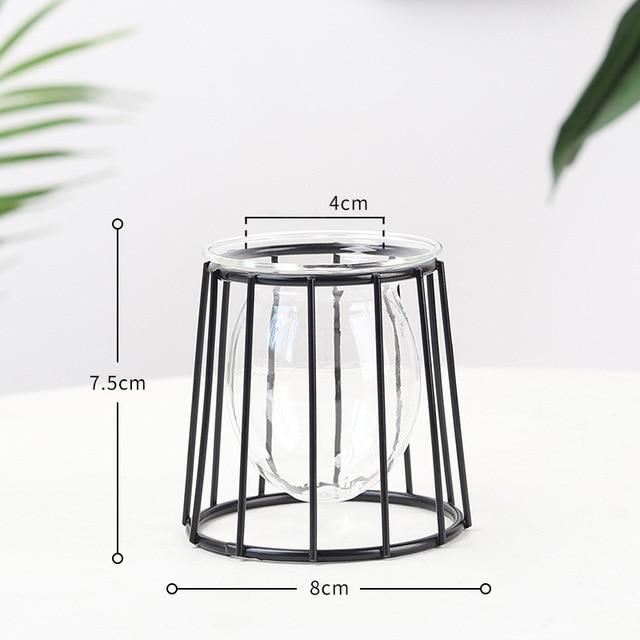 Geometric Metal Line Plant Pots